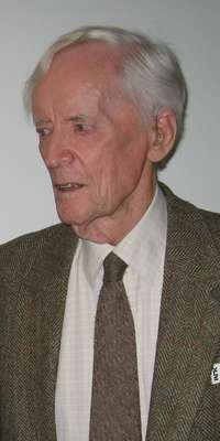 Kjell Arnljot Wig, Norwegian media personality., dies at age 90